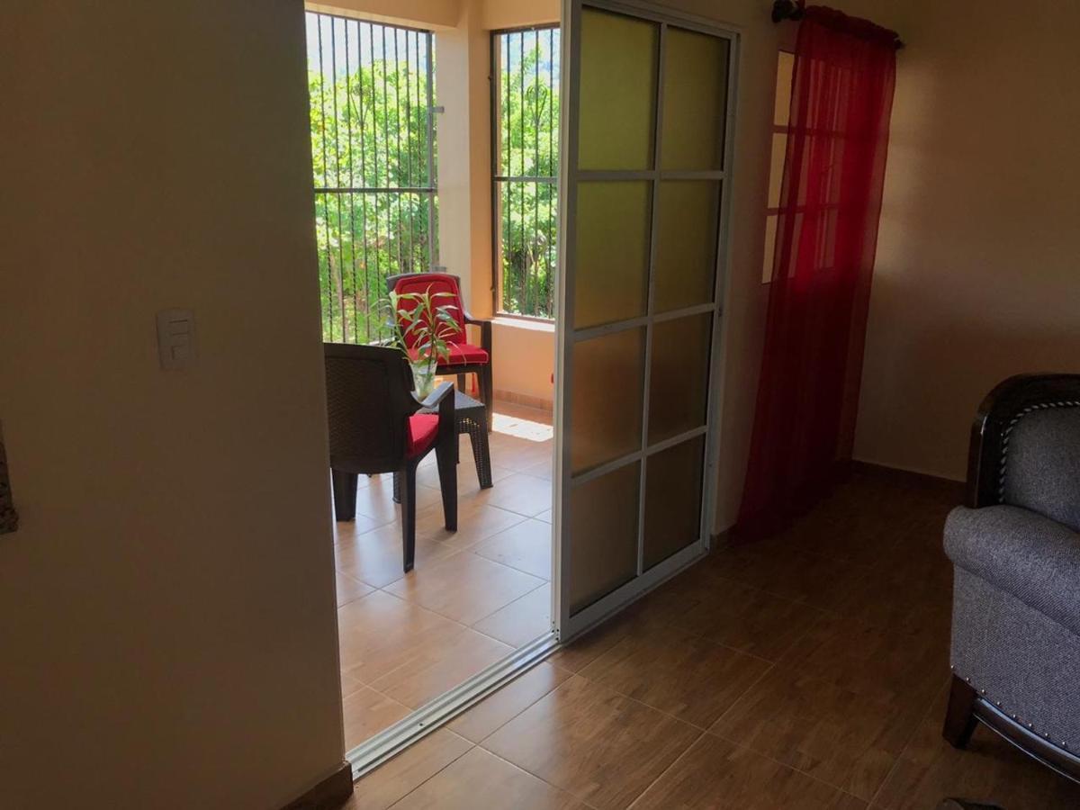 2 Queen Bed Apartment With Smart Tv ,Wifi Y Luz Las 24 Horas Jarabacoa Kültér fotó